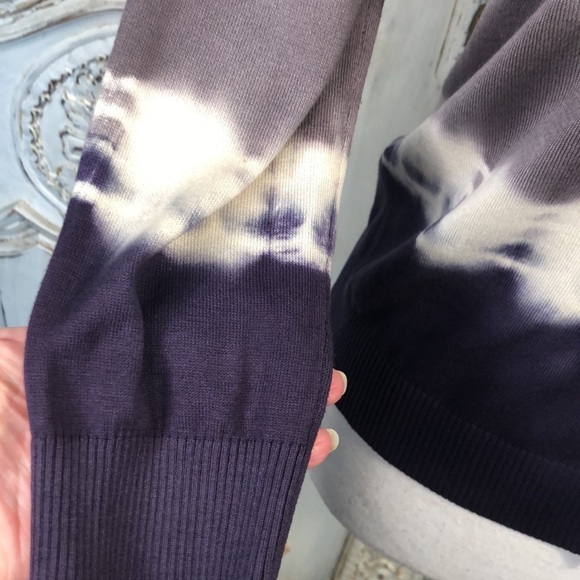 BCBGMAXAZRIA Silk and Cotton Blend Tie Dye Sequin and Beaded Sweater Size Small - Picture 7 of 12